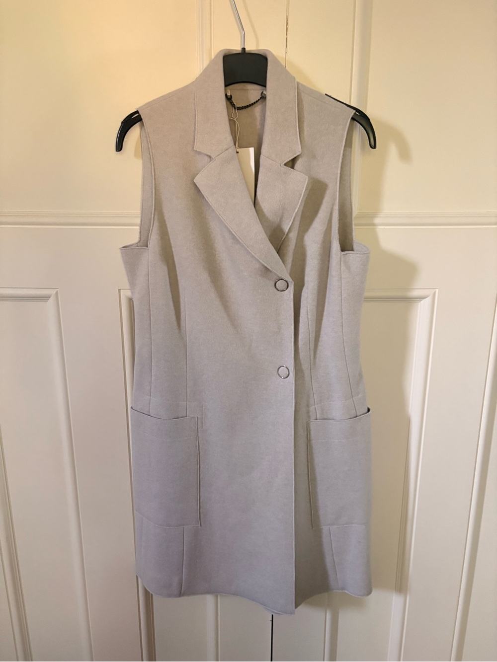 Jigsaw Sleeveless Notch Collar Long Vest Dress in Light Gray